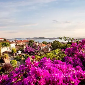 Apart Otel Begonvilla Evleri